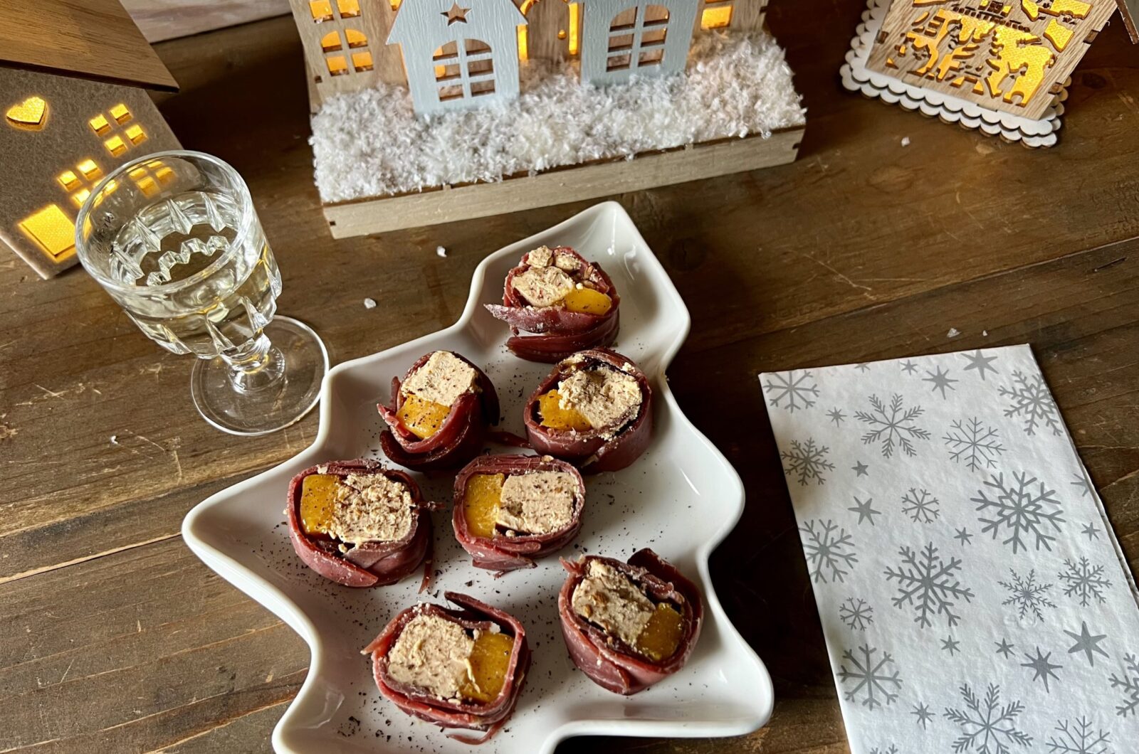 Makis de magret au foie gras et à la mangue