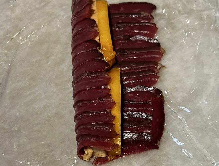 Roulage du maki de magret